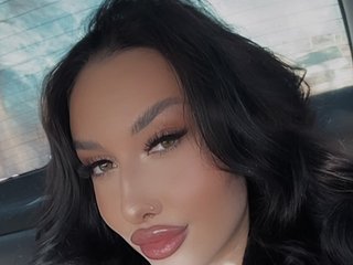 에로틱 한 영상 채팅 LeriKissme