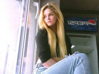 에로틱 한 영상 채팅 LetsRight