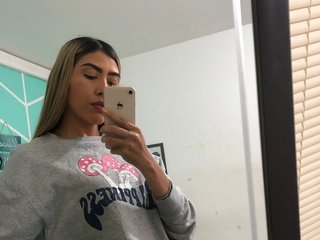 에로틱 한 영상 채팅 LexaRoss