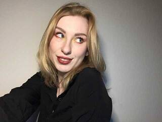 에로틱 한 영상 채팅 LexaSmile