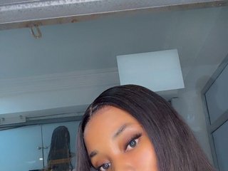 에로틱 한 영상 채팅 LexyVyei