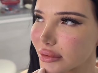 에로틱 한 영상 채팅 Marinee099