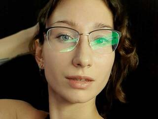 에로틱 한 영상 채팅 LilBBaby