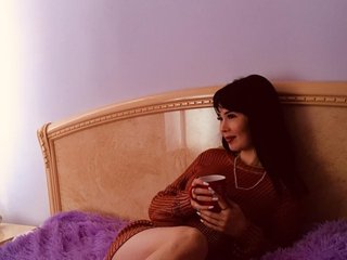 에로틱 한 영상 채팅 lilit-baby