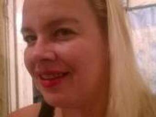 에로틱 한 영상 채팅 liloukiss