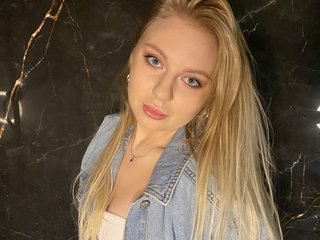 에로틱 한 영상 채팅 LilyHotty