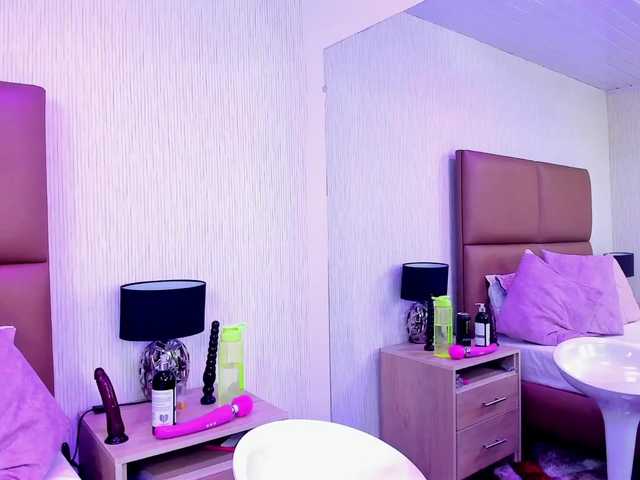 방송 스크린 샷 LilyMiller