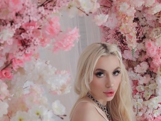 에로틱 한 영상 채팅 LlinaKisa