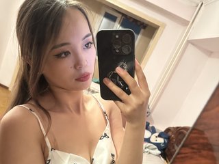 에로틱 한 영상 채팅 Yunleah