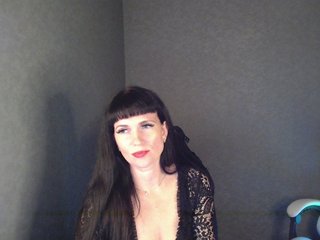 에로틱 한 영상 채팅 LindaElosiMilf