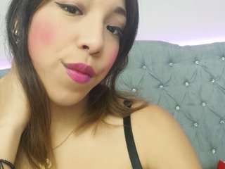 에로틱 한 영상 채팅 LindaObrayan9