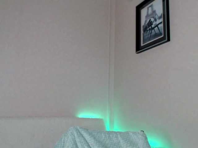 사진 LindaSweez WELCOME TO MY ROOM:) LETS HAVE FUN WITH ME:) #ASIAN #LOVENSE #DILDO #NEW #CUMSHOW