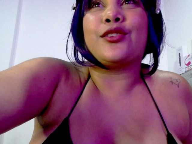 사진 lipsy-cute Explode my pussy with my lush #latina #curvy #bigass #cum #domi