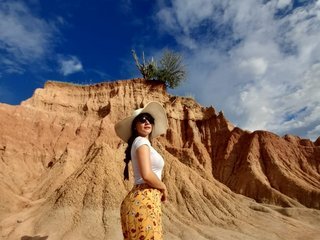 에로틱 한 영상 채팅 Lisvandre