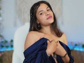 에로틱 한 영상 채팅 little-slut21x