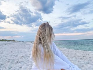 에로틱 한 영상 채팅 LittleBarbieJ