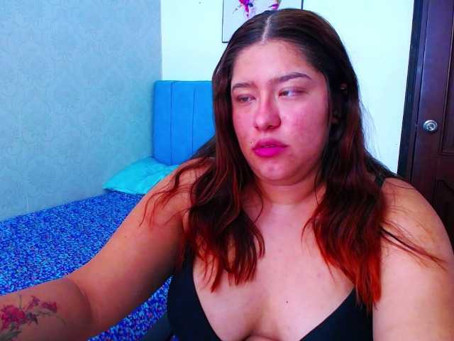 사진 littleflower1 Hello my loves, I hope you are well, welcome to my room, let's have fun and make a lot of messes with my tight pussy for you.@curvy@musian#latina