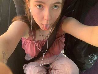 에로틱 한 영상 채팅 LittleLisse