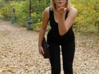 에로틱 한 영상 채팅 lizafoxx