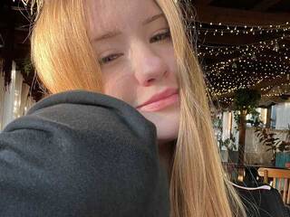 에로틱 한 영상 채팅 LizethHanry