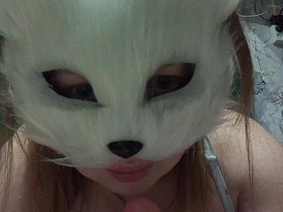 에로틱 한 영상 채팅 LizziMour123