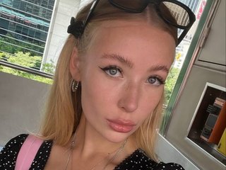 에로틱 한 영상 채팅 lizzyMeoww