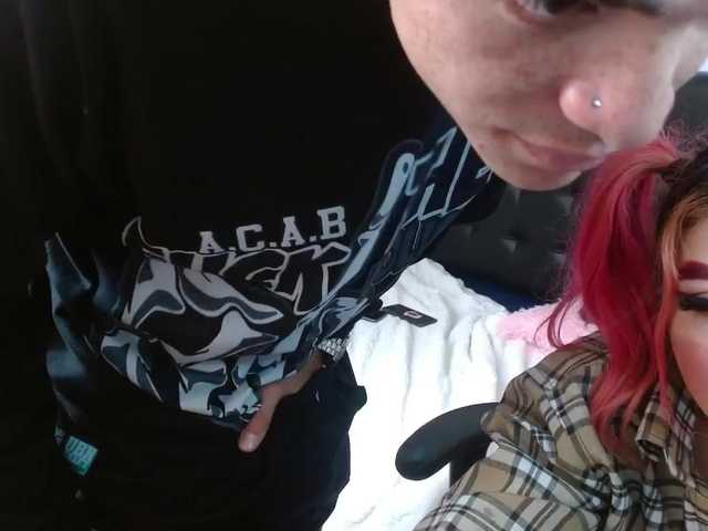 방송 스크린 샷 Lola-y-bunny