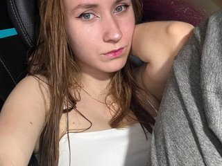 에로틱 한 영상 채팅 Lolacuttiehottie