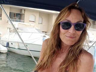 에로틱 한 영상 채팅 lolamilf