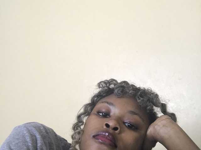 프로필 사진 LolaMyst