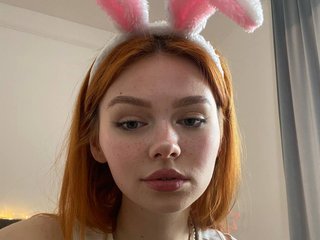 에로 화상 채팅 LolaRedBunny