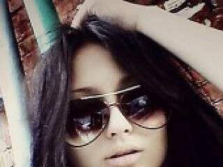 에로틱 한 영상 채팅 lolaxxx