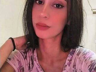 에로틱 한 영상 채팅 Lolla69a