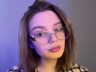 에로틱 한 영상 채팅 LoltaAmpy