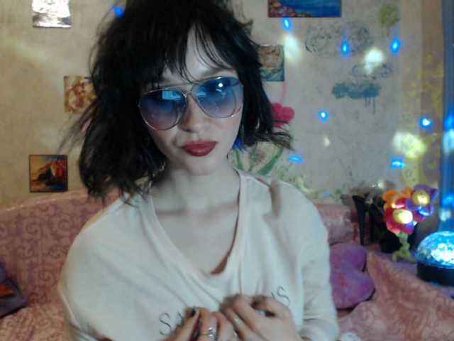 사진 StoneAngel More interesting in privasy chats! Put Love for me!