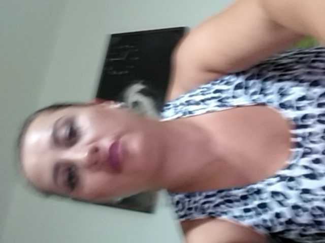 방송 스크린 샷 Lorena-Hill