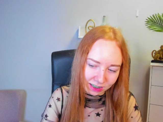 사진 LoriFire Let me warm u up ;)#new #fun #rolleplay #cockrating #english #german #humiliation #cei #joi #dirtytalk #cockandballstortures #domination #sph #sarcasm #edging #punishment #orders #ginger #CFNM