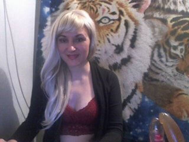 방송 스크린 샷 Lorushka