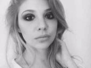 에로틱 한 영상 채팅 lovebruin33