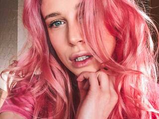 에로틱 한 영상 채팅 Lu-69