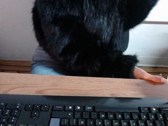 방송 스크린 샷 Lucialatin