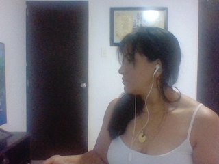 에로틱 한 영상 채팅 Luciana_