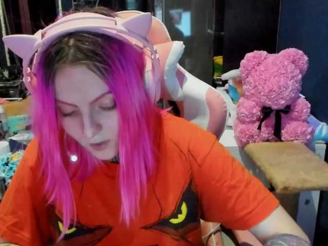 사진 LucyElfen Hi) let's talk) And listen good music with me)not nude in free chat) Fuck coronavirus