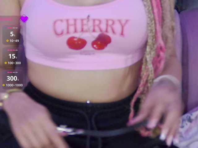 방송 스크린 샷 LucyRouse