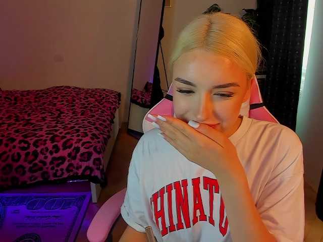 방송 스크린 샷 LucyPaige