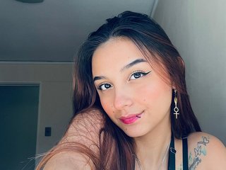 에로틱 한 영상 채팅 Luisa21-