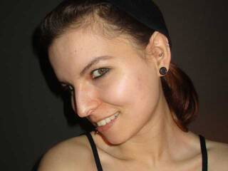 에로틱 한 영상 채팅 Miakatz