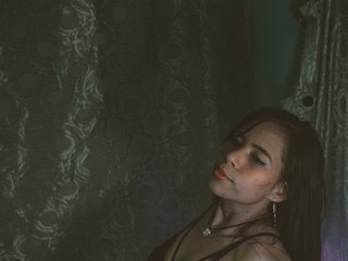 에로틱 한 영상 채팅 luna-loving18