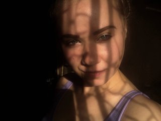 에로틱 한 영상 채팅 LusiLutikova