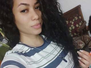 에로틱 한 영상 채팅 LuuBrown